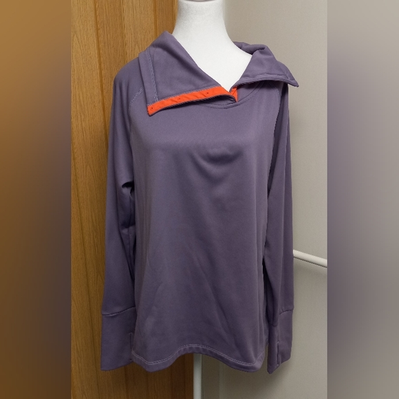 Champion Sweaters - Champion sweater